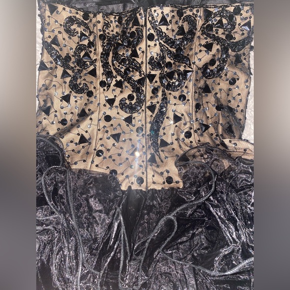 Black short strapless ballerina tutu formal party dress with rhinestone bodice. - Picture 8 of 8